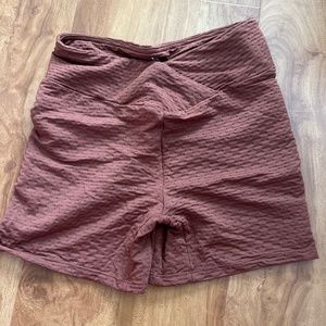 CSB textured Scrunch shorts